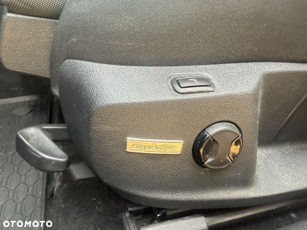 Volkswagen Golf 1.6 TDI BMT Highline - 14