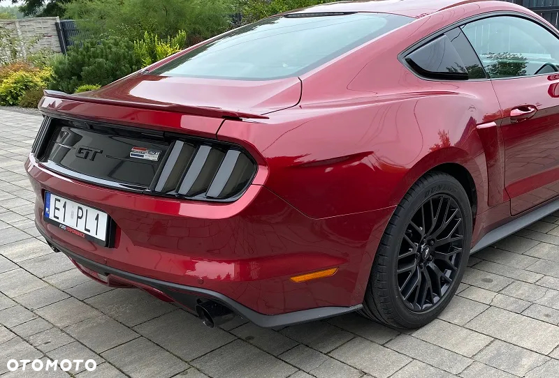 Ford Mustang 5.0 V8 GT - 24
