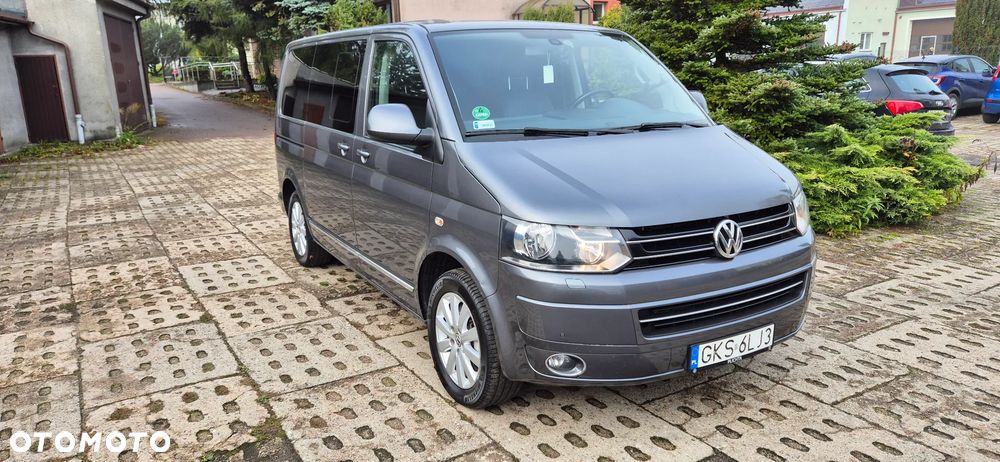 Volkswagen Multivan 2013 photo 2