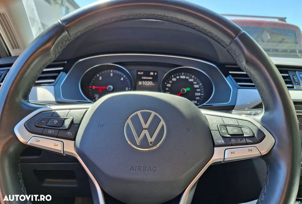 Volkswagen Passat 2.0 TDI DSG Comfortline - 23