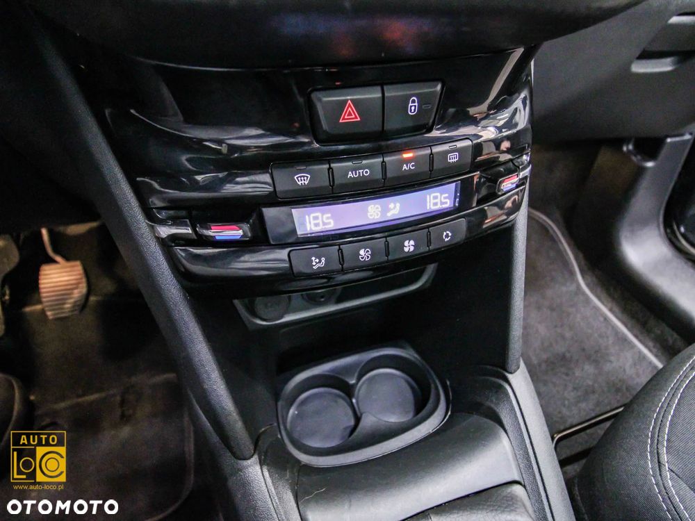 Peugeot 208 Blue-HDi 100 Stop&Start Allure - 24