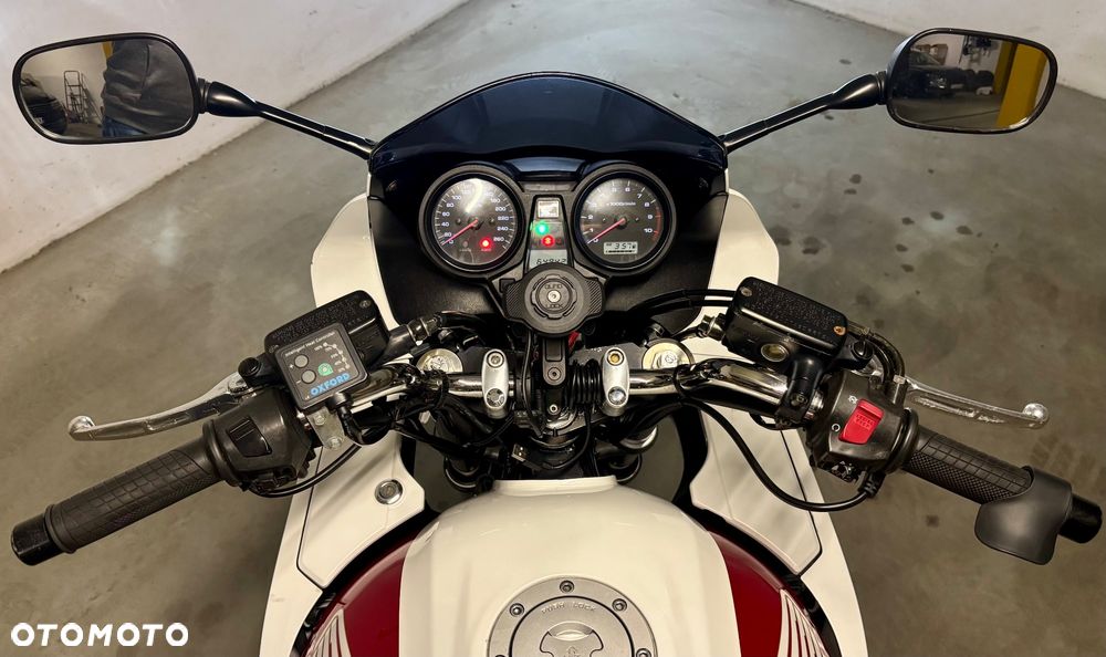 Honda CB - 8