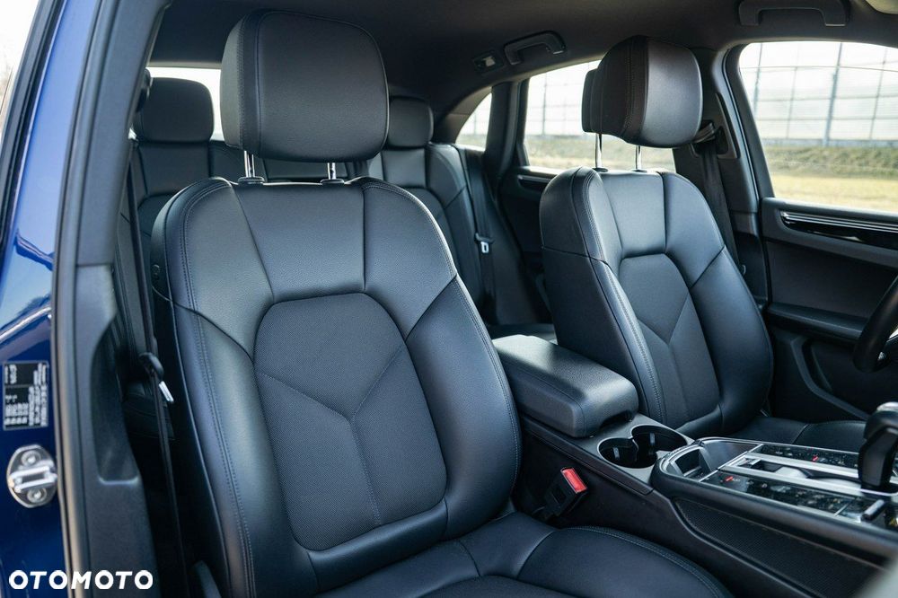 Porsche Macan Standard - 21