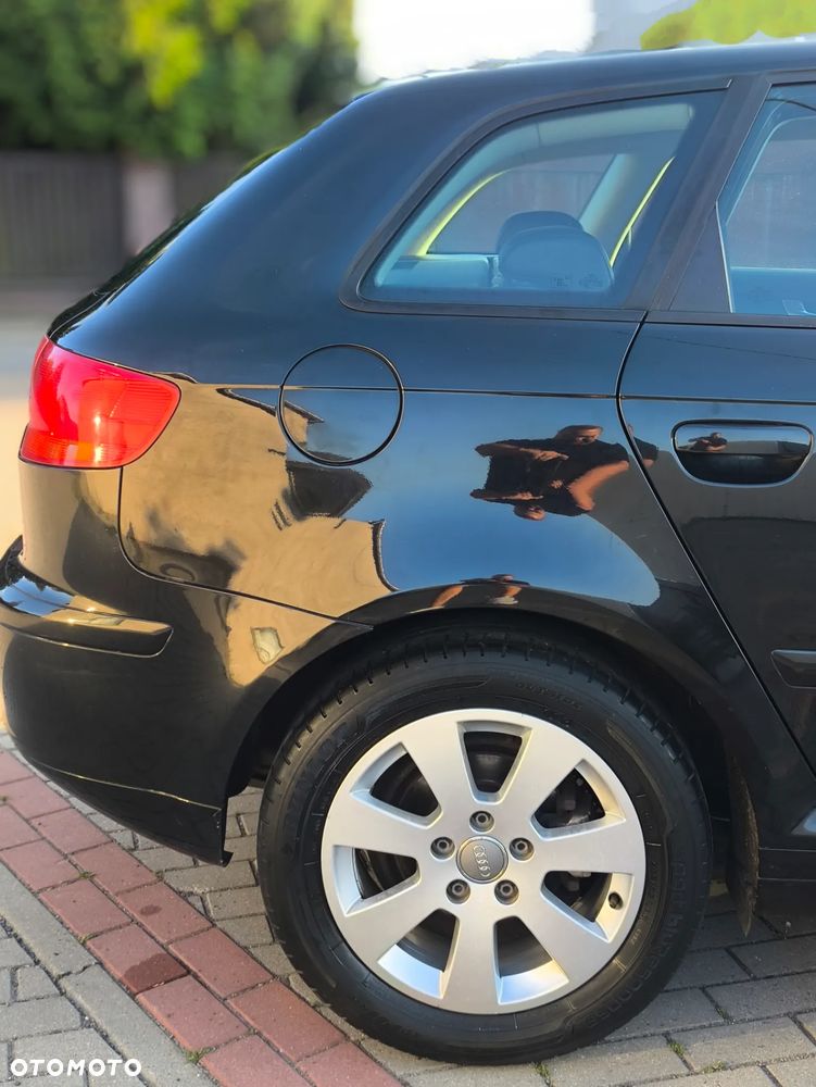 Audi A3 Sportback - 12