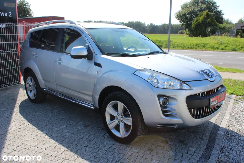Peugeot 4007 - 8