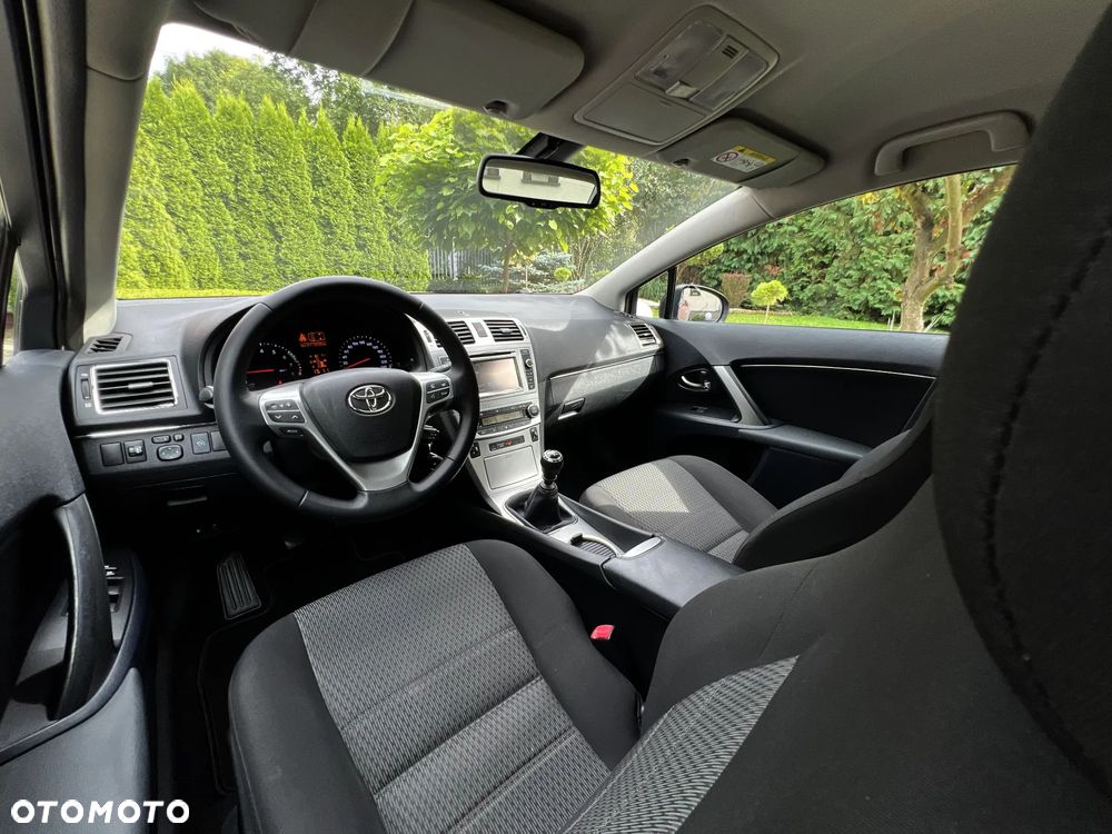 Toyota Avensis 1.8 Business Edition - 26
