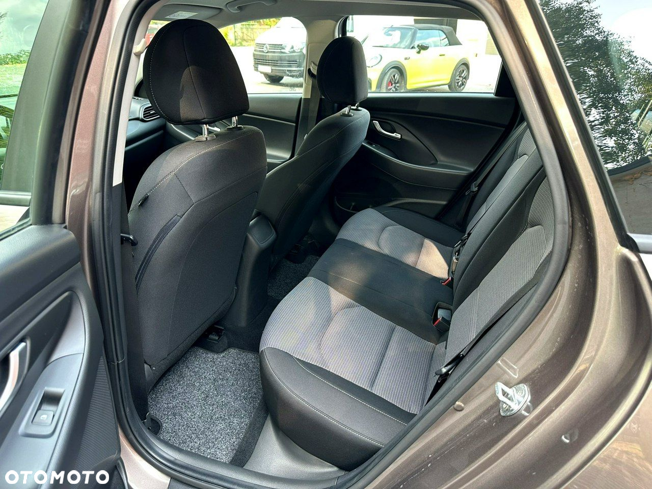 Hyundai i30 1.5 DPI Classic + - 15