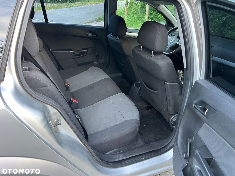 Opel Astra 1.6 Edition Plus - 11