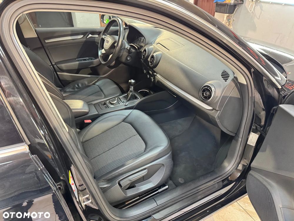 Audi A3 Sportback 1.4 TFSI cylinder on demand Attraction - 17