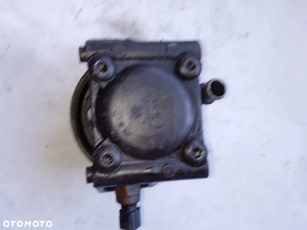 POMPA WSPOMAGANIA FORD FOCUS MK2 1.6 4M5Q-3A733-AB - 4