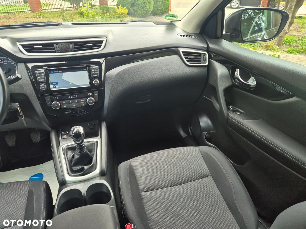 Nissan Qashqai 1.6 dCi DPF acenta - 22