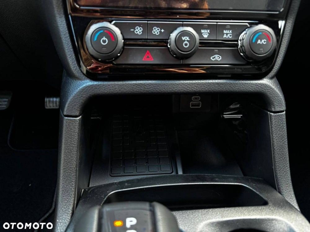 Ford Ranger - 26