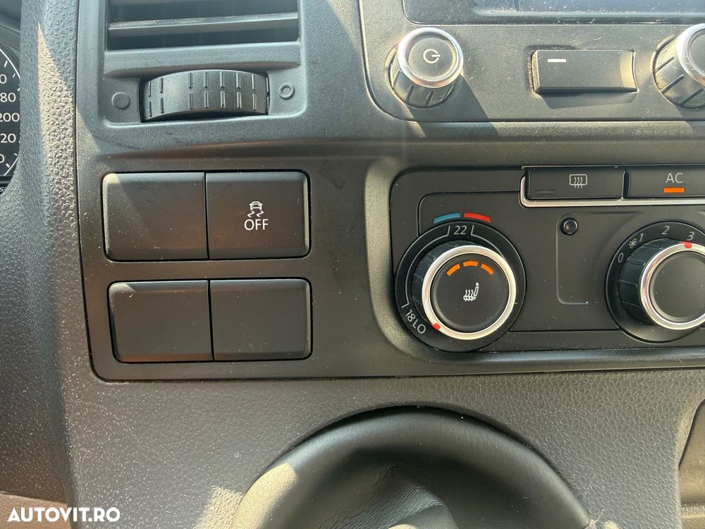 Volkswagen Transporter - 21