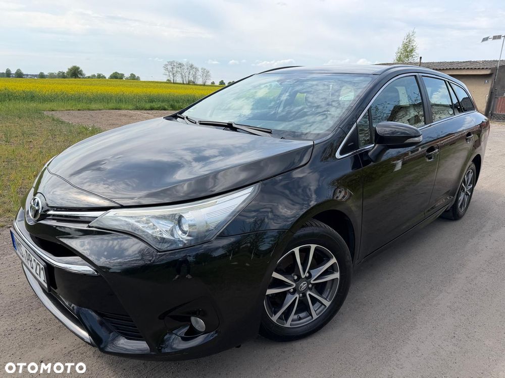 Toyota Avensis 1.8 Premium EU5 - 2