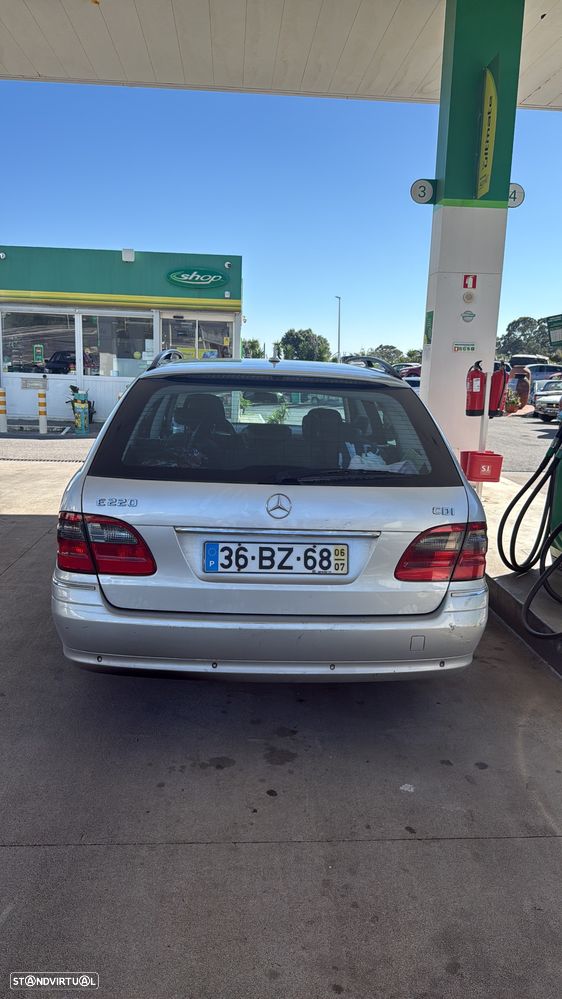 Mercedes-Benz E 220 CDi Executive II Aut. - 4