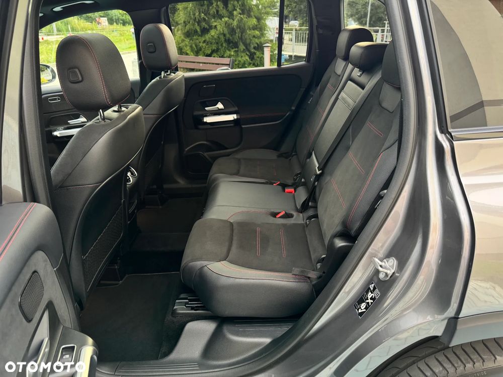 Mercedes-Benz GLB 200 AMG Line 7G-DCT - 15
