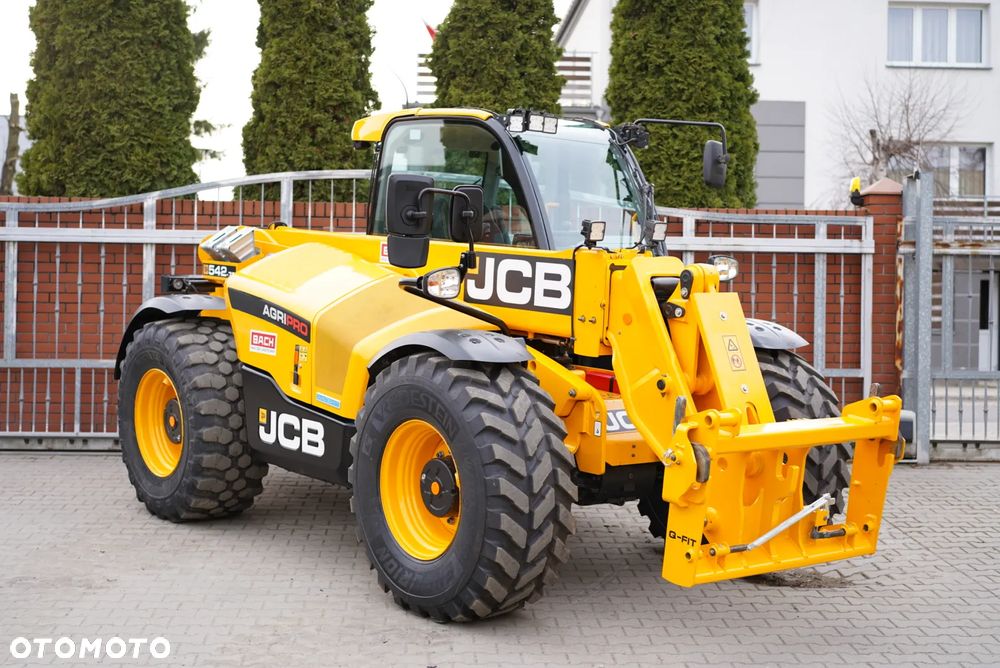 JCB 542-70 AGRI PRO - 2