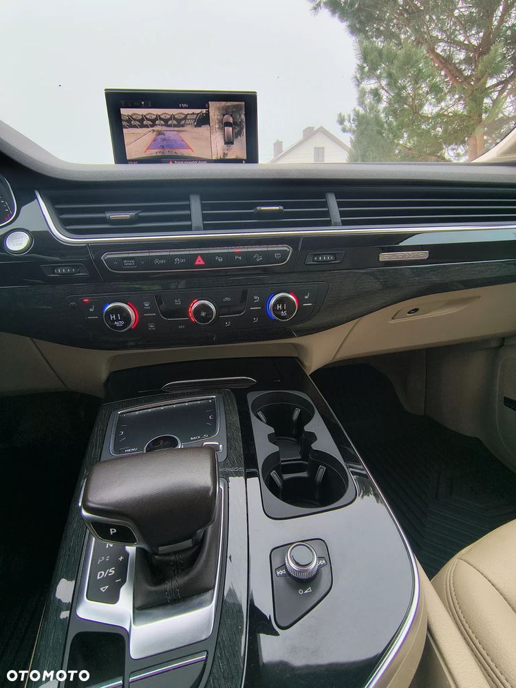 Audi Q7 3.0 TFSI Quattro Tiptronic - 16
