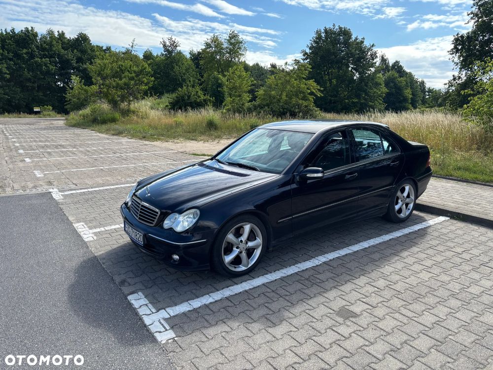 Mercedes-Benz Klasa C 220 T CDI Avantgarde - 1
