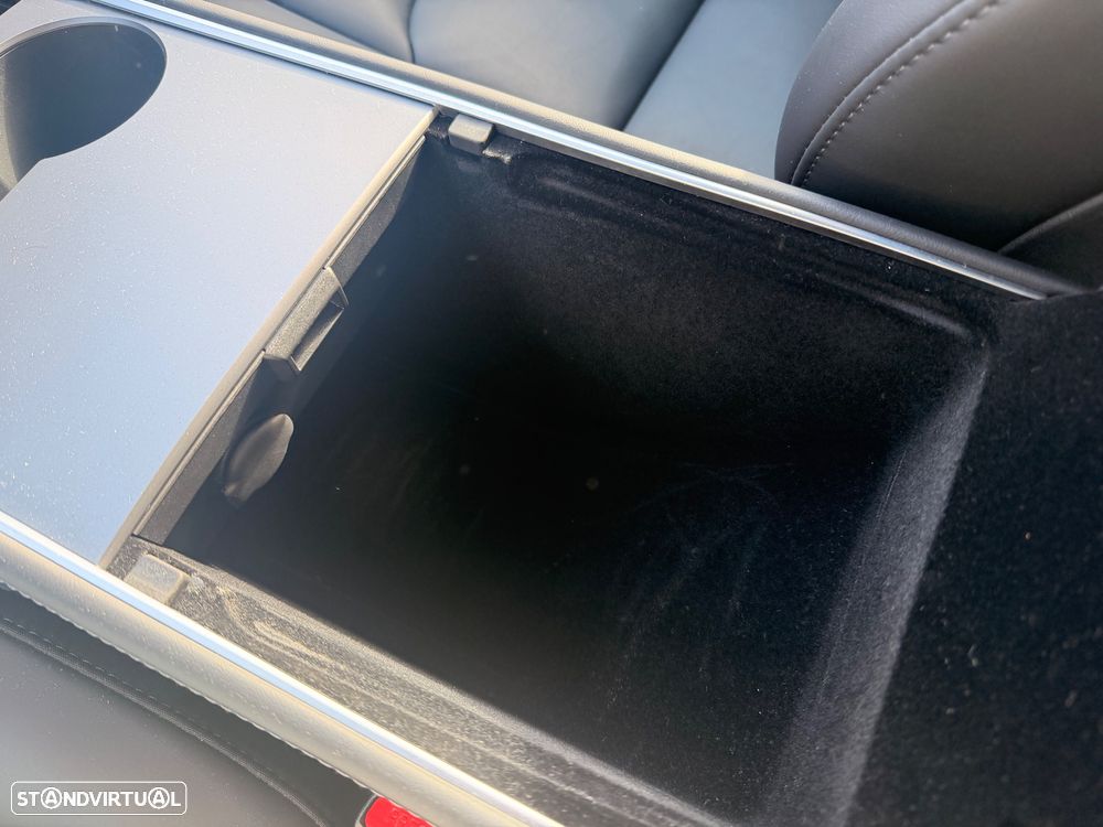 Tesla Model 3 Performance Dual Motor AWD - 28