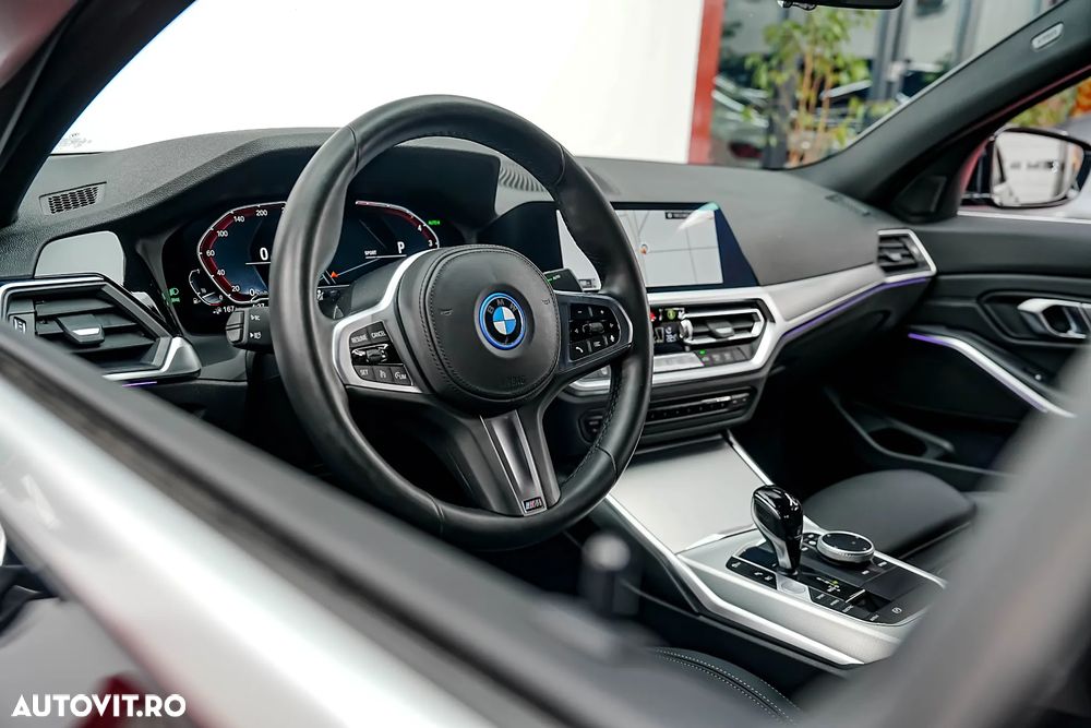 BMW Seria 3 320e Aut. Sport Line - 16