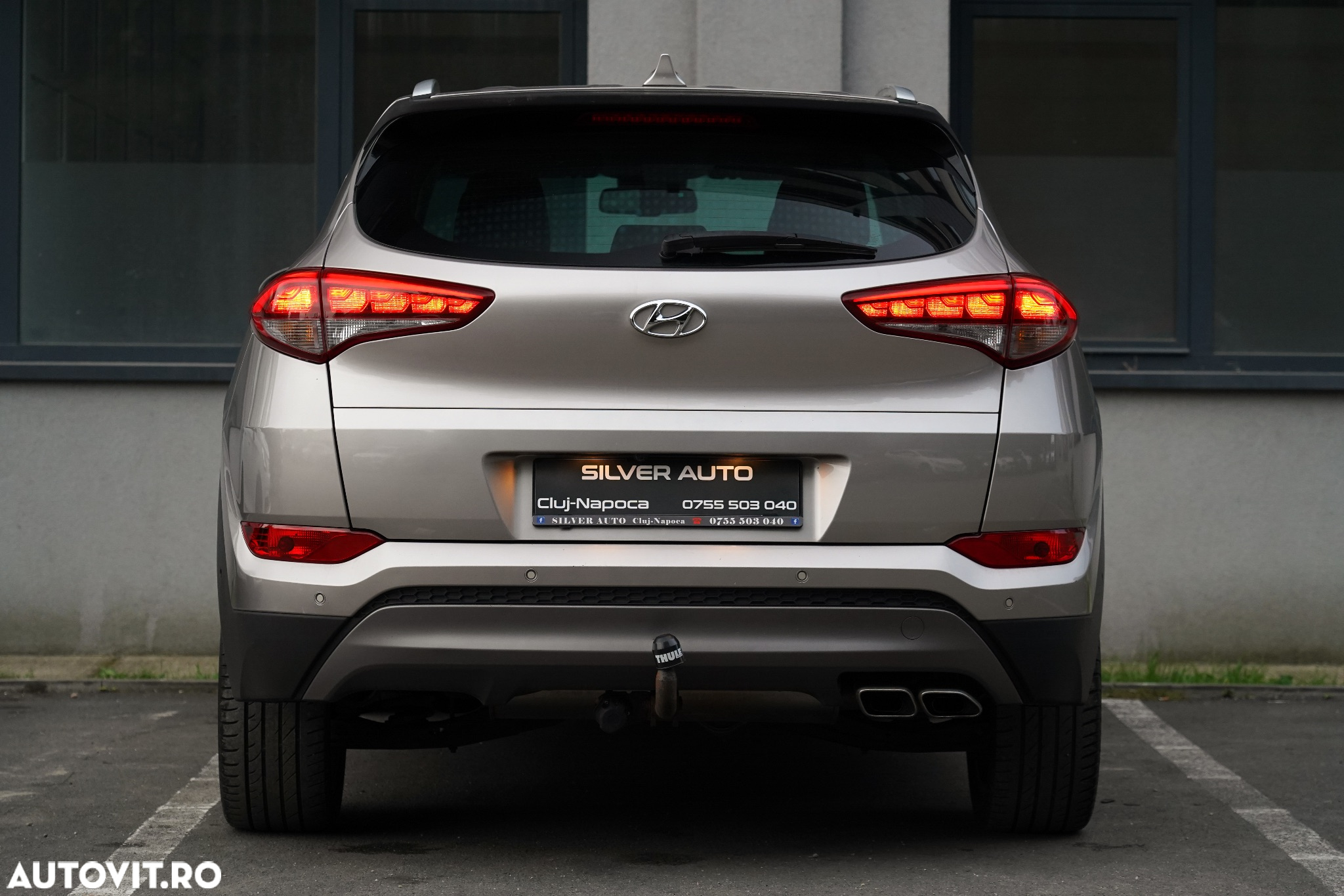 Hyundai Tucson 2.0 CRDI 4WD 6AT Premium+ - 24