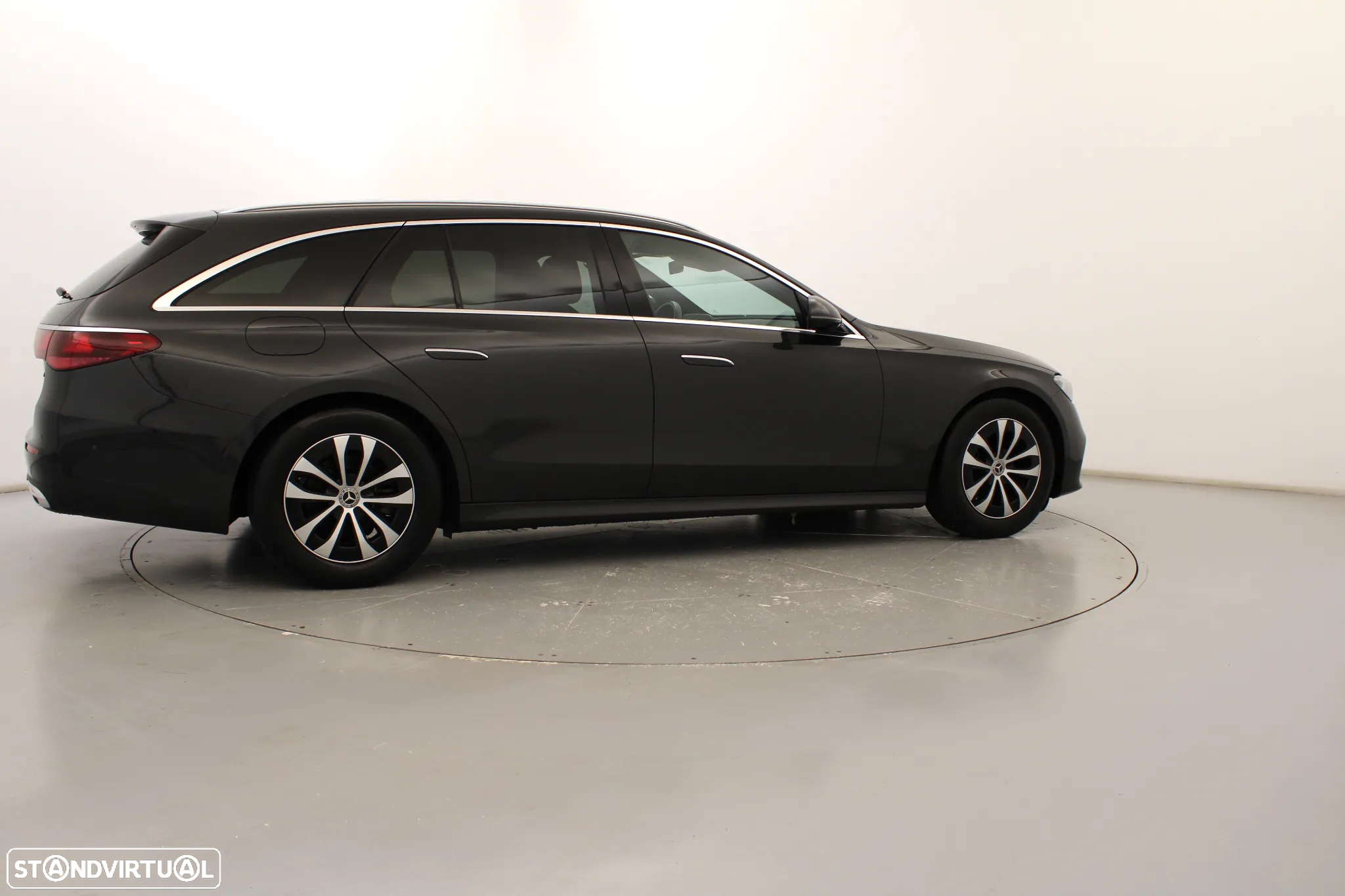 Mercedes-Benz E 220 d - 5
