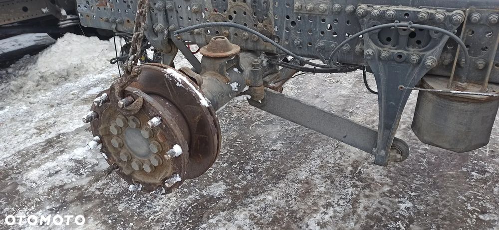 Oś wleczona Mercedes Actros MP4 6x2  T-7,5LA - 2