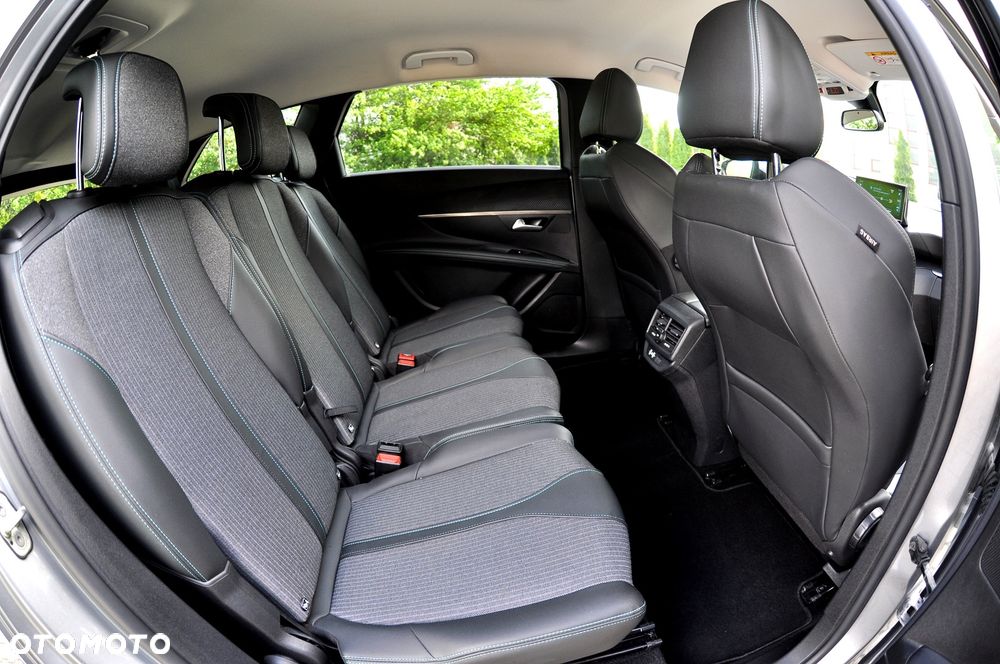 Peugeot 5008 BlueHDi 130 Allure Pack - 20