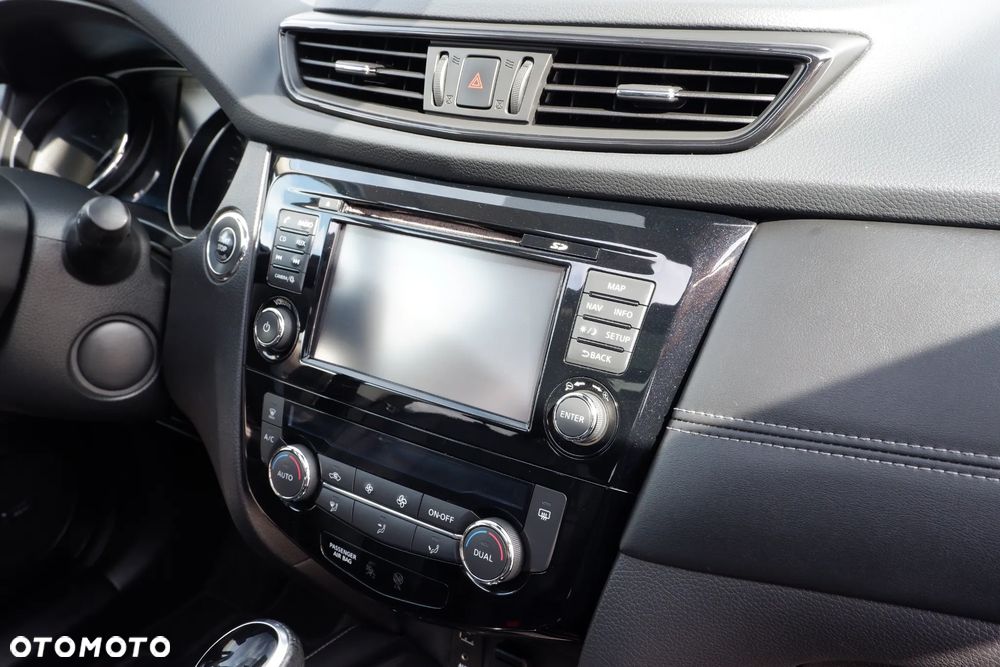 Nissan X-Trail 2.0 dCi ALL-MODE 4x4i Xtronic Tekna - 6