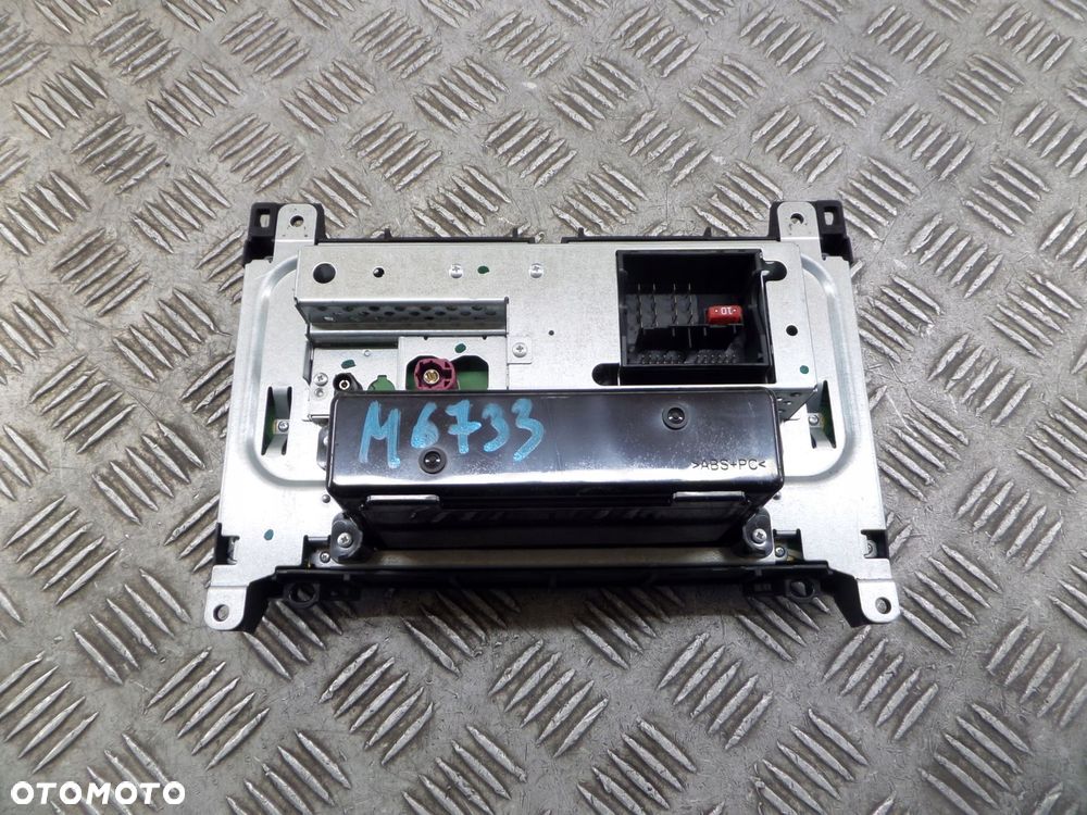 mercedes vito w447 a447 radio samochodowe alpine a4479008905 - 3