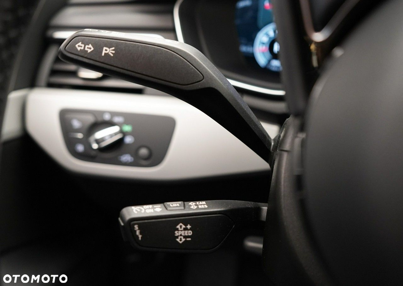 Audi A4 - 24