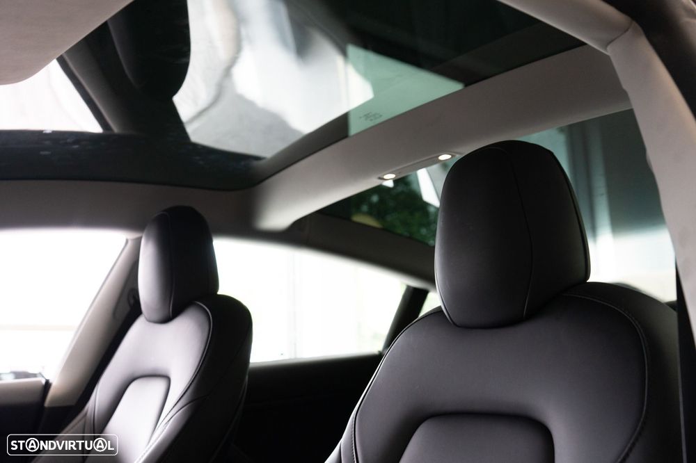 Tesla Model 3 Long Range Tração Traseira - 7