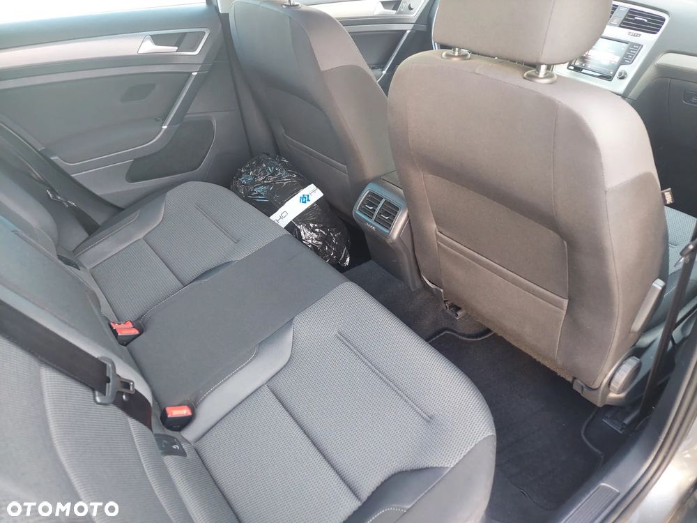 Volkswagen Golf Variant 1.6 TDI BMT Comfortline - 27