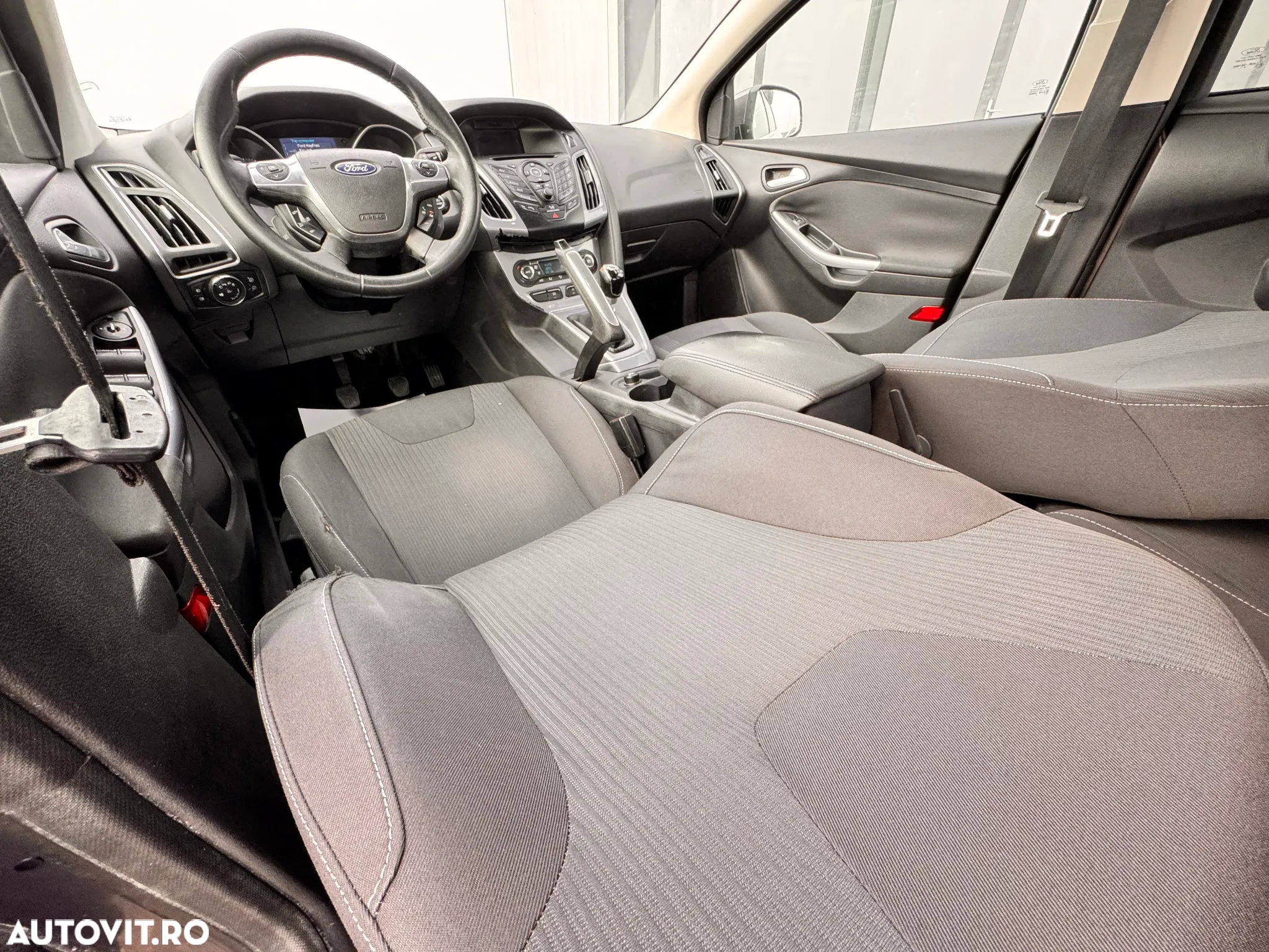 Ford Focus 1.6 TDCi DPF Titanium - 23
