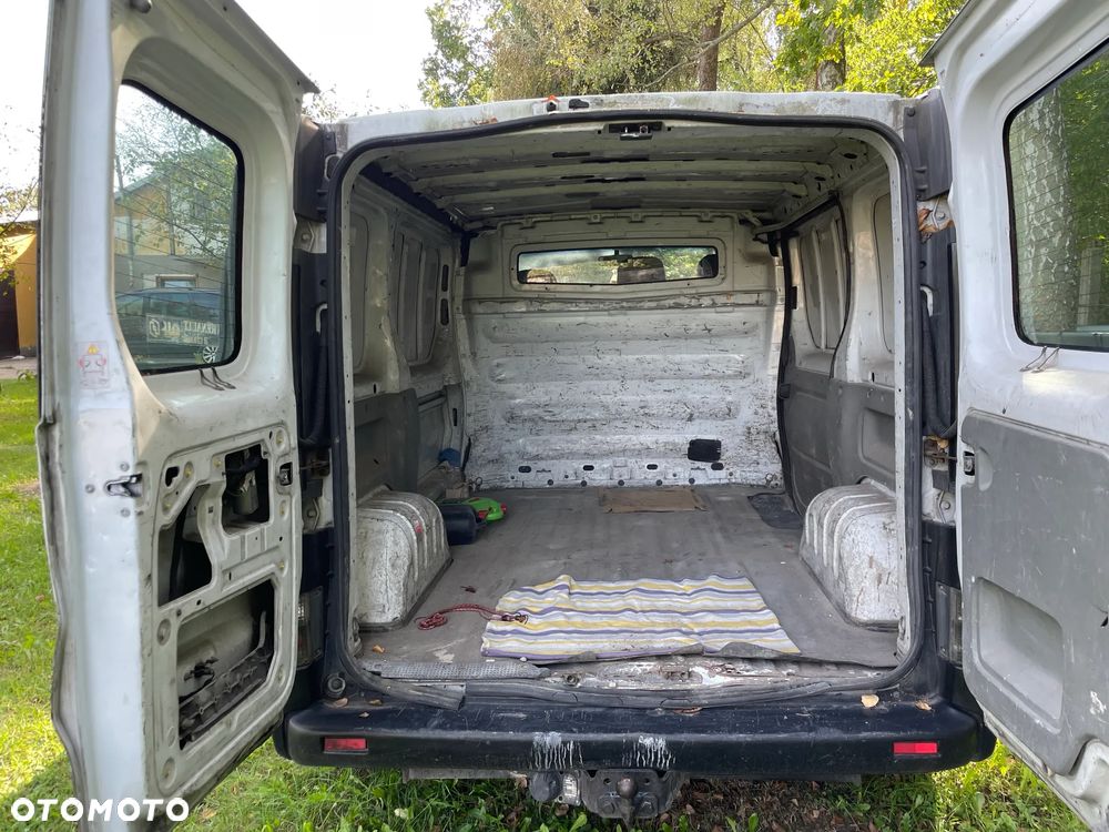 Renault Trafic - 4
