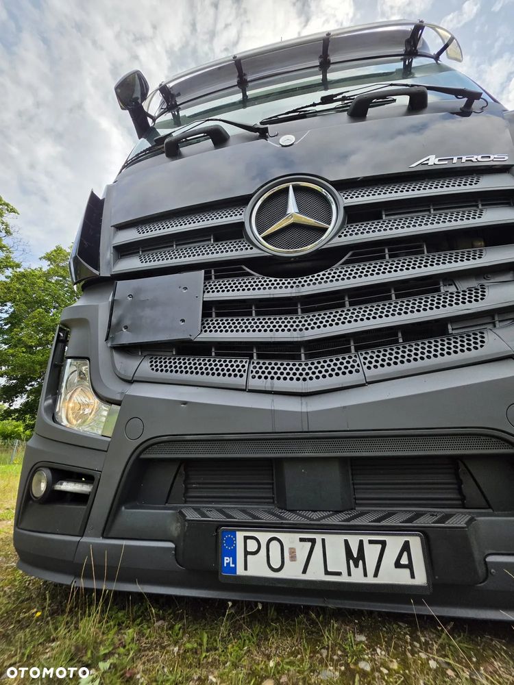 Mercedes-Benz Actros - 7