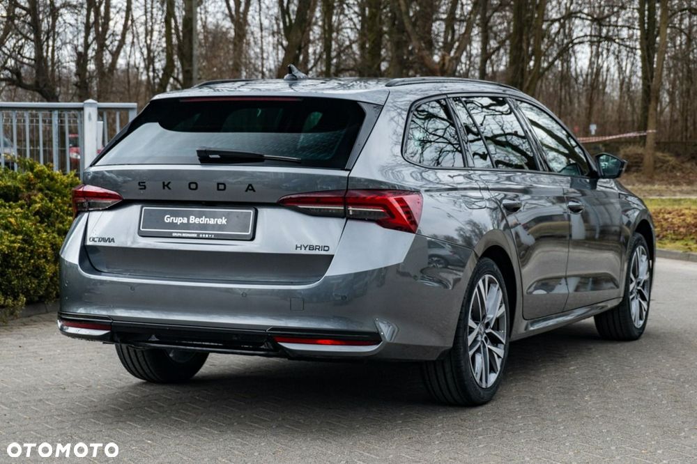 Skoda Octavia - 7