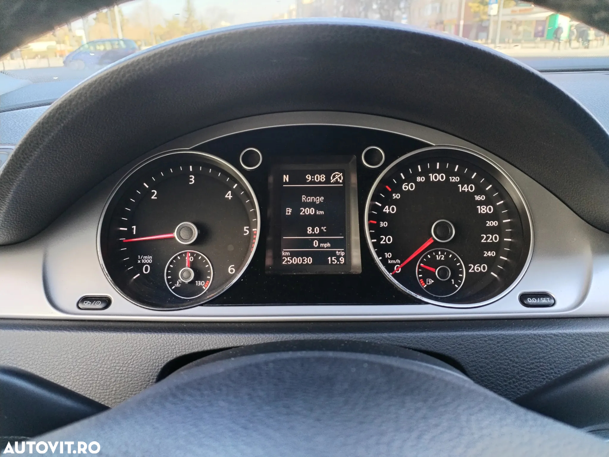 Volkswagen Passat Variant 1.6 TDI BlueMotion - 10