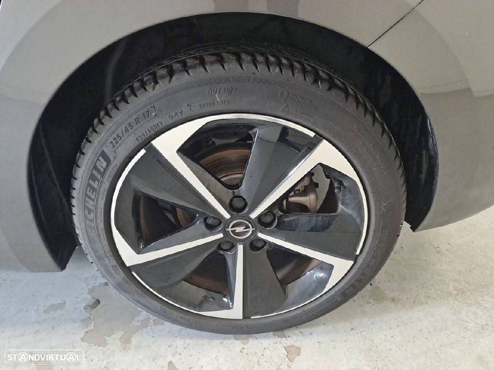 Opel Astra 1.5 D Elegance Aut. - 11