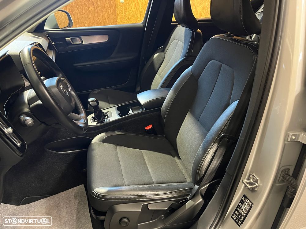 Volvo XC 40 2.0 D3 Momentum - 19