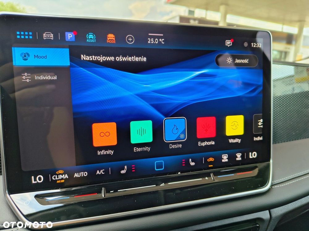 Volkswagen Tiguan 1.5 eTSI Life Plus DSG - 18