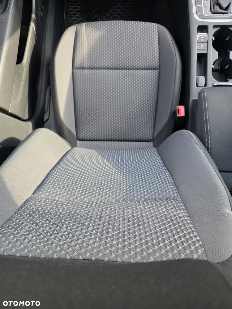 Volkswagen Passat 1.5 TSI EVO Essence DSG - 16