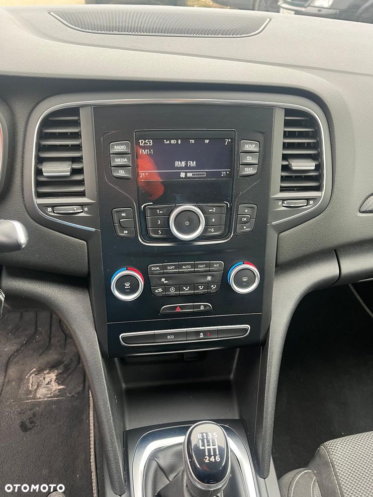 Renault Megane 1.5 dCi Business - 9