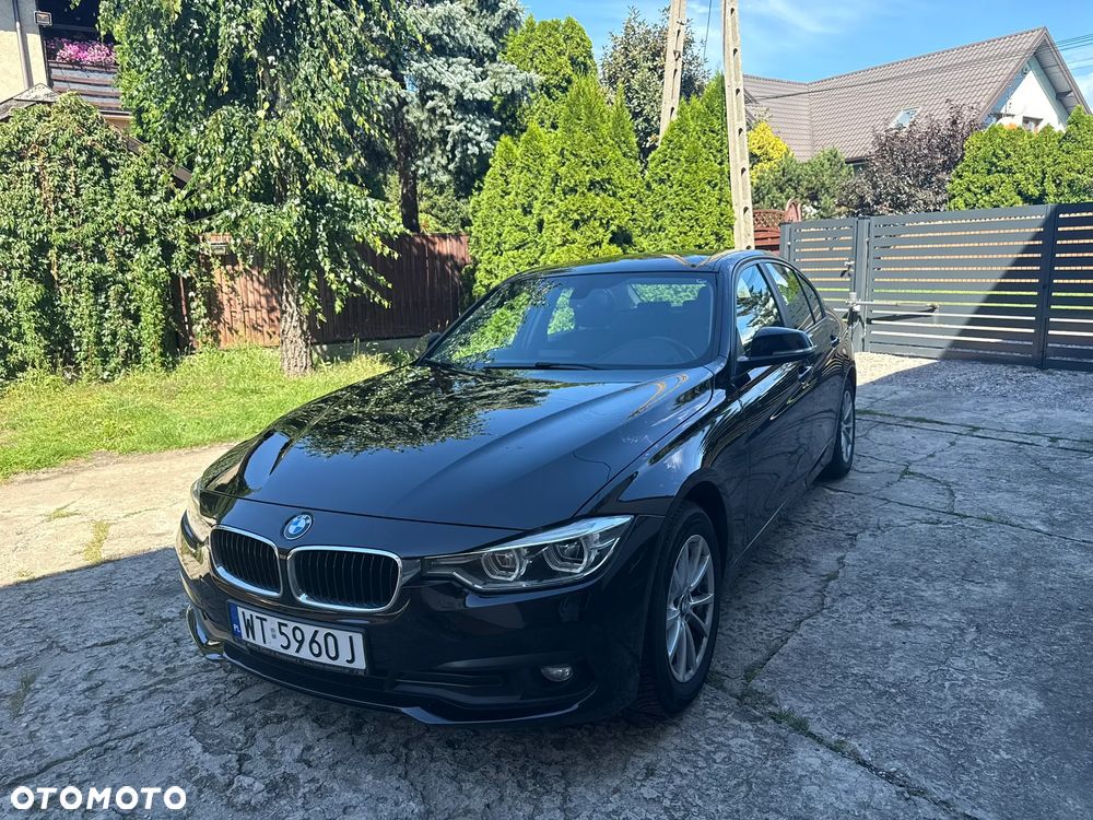 BMW Seria 3 318i - 1