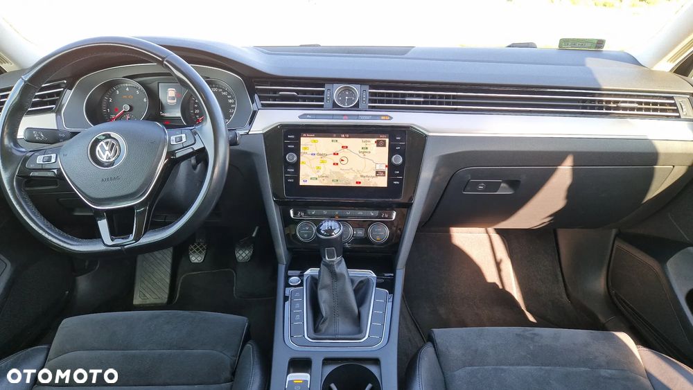Volkswagen Passat 1.8 TSI BMT Highline - 8