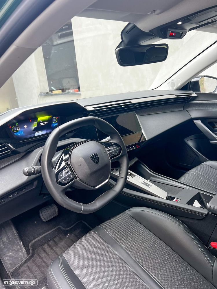 Peugeot e-308 54 kWh Allure - 10