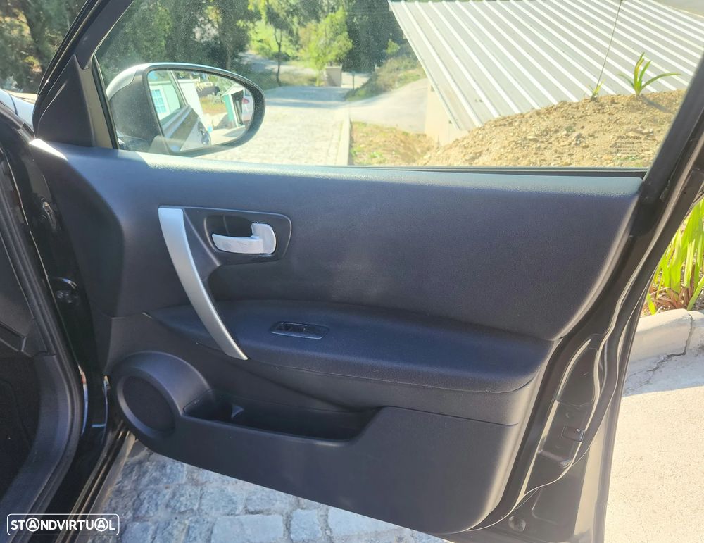 Nissan Qashqai 1.5 dCi Tekna PI Choc FPD - 19