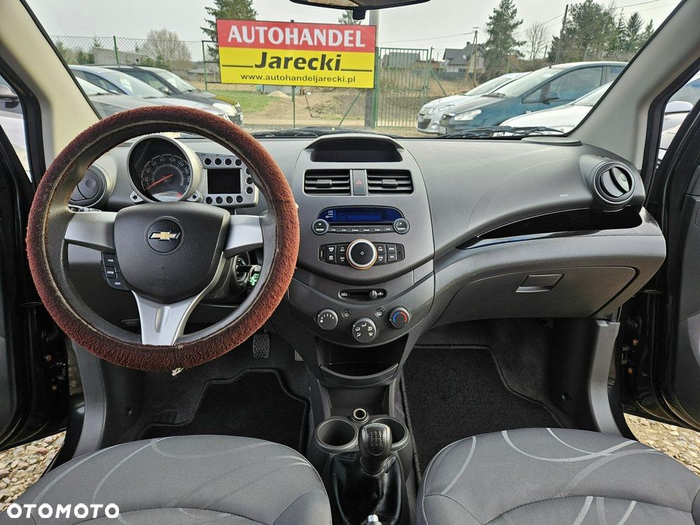 Chevrolet Spark - 12