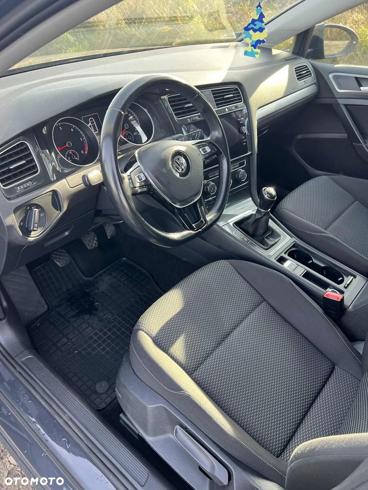 Volkswagen Golf 1.6 TDI BMT Comfortline - 13